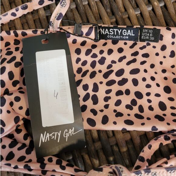 NWT Nasty Gal Animal Print String Bikini Top 6 Triangle Bralette Minimalist Y2K - Picture 6 of 9